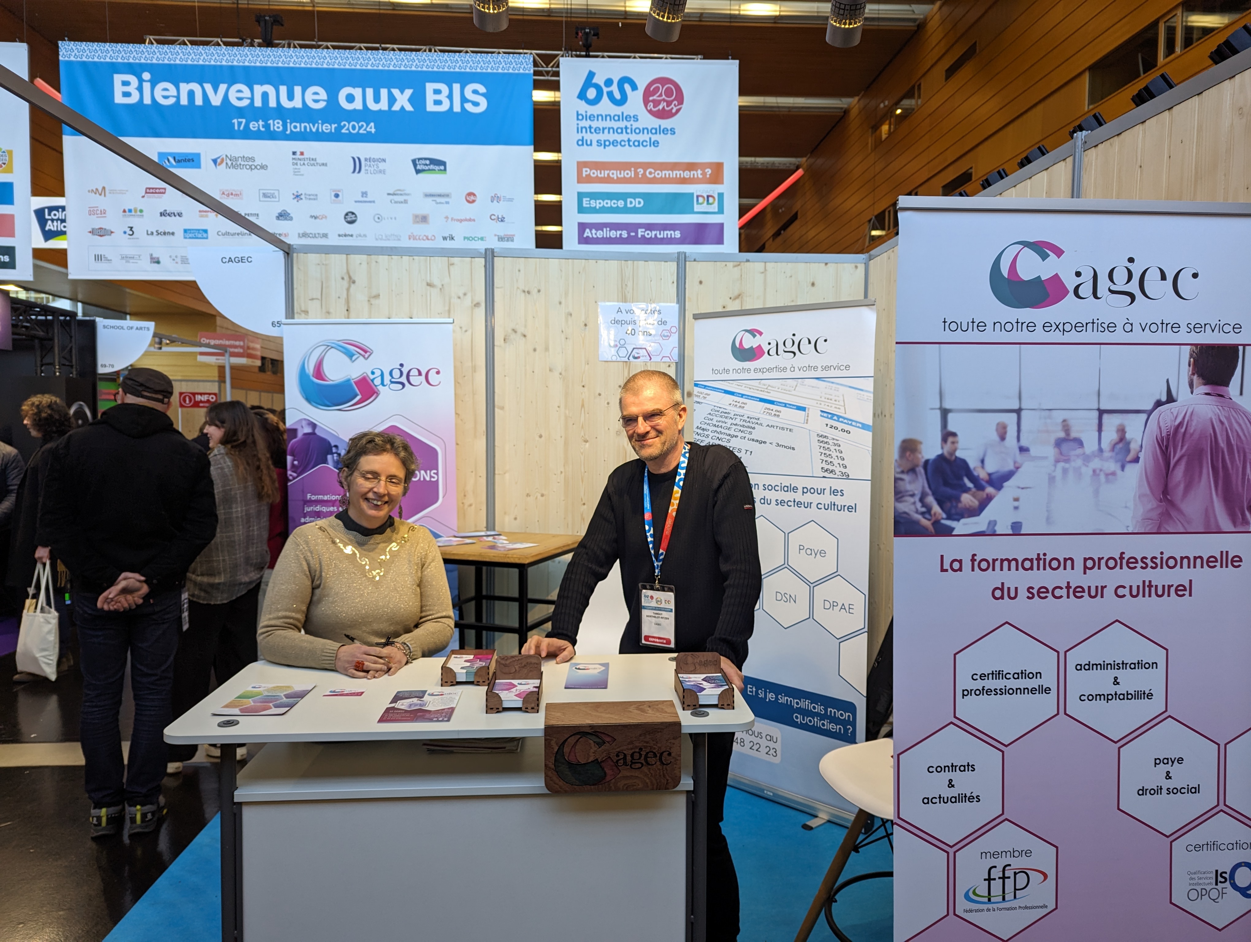 Un grand merci pour être venu nous voir aux BIS Un grand merci pour être venu nous voir aux BIS